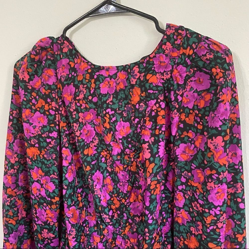 2/$30 SHEIN Drawstring Front Lantern Sleeve Floral Dress - Picture 5 of 10